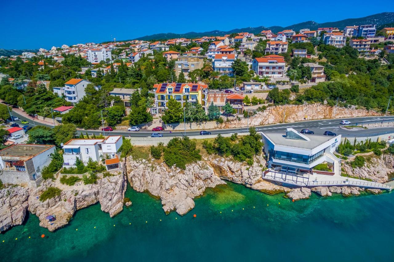 Palace Paulina Residence Novi Vinodolski Kültér fotó